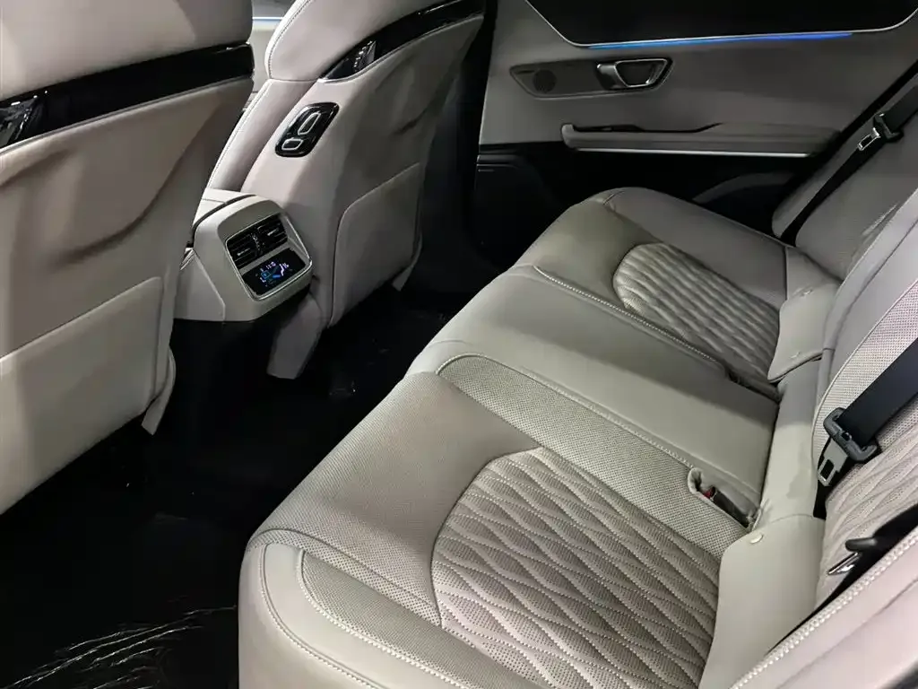 BYD Han 2025 из CN, фото 9