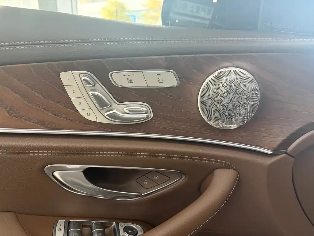 Mercedes-Benz E-Class 2023 из CN, фото 2