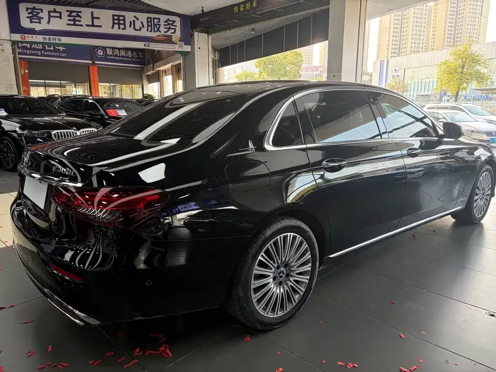 Mercedes-Benz E-Class 2023 из CN, фото 9