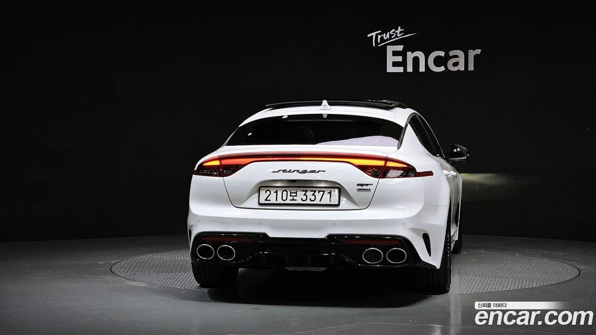 Kia Stinger — фото 2