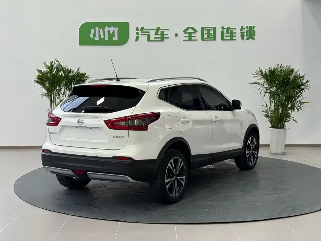 Nissan Qashqai — фото 5