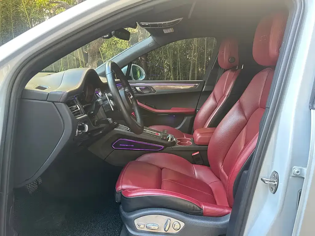 Porsche Macan 2022 из CN, фото 5