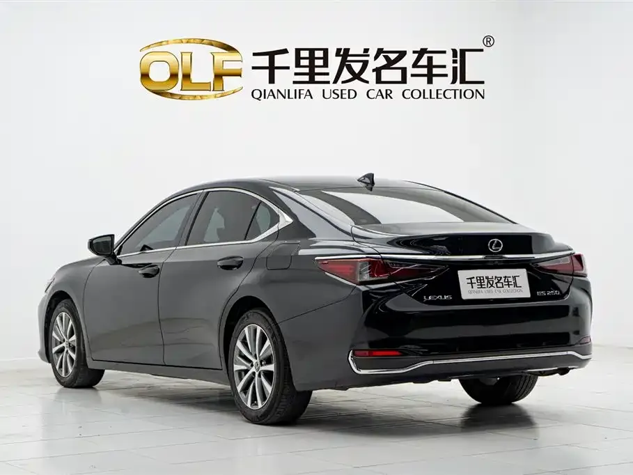 Lexus ES 2021 из CN, фото 6
