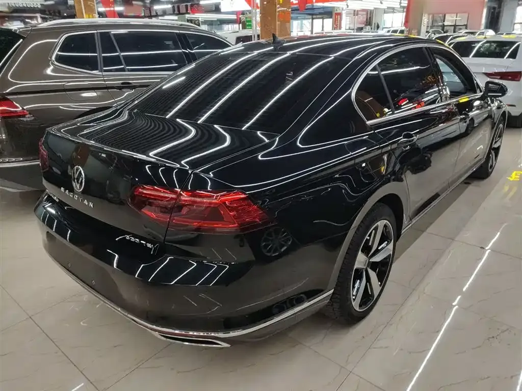 Volkswagen Magotan 2021 из CN, фото 8