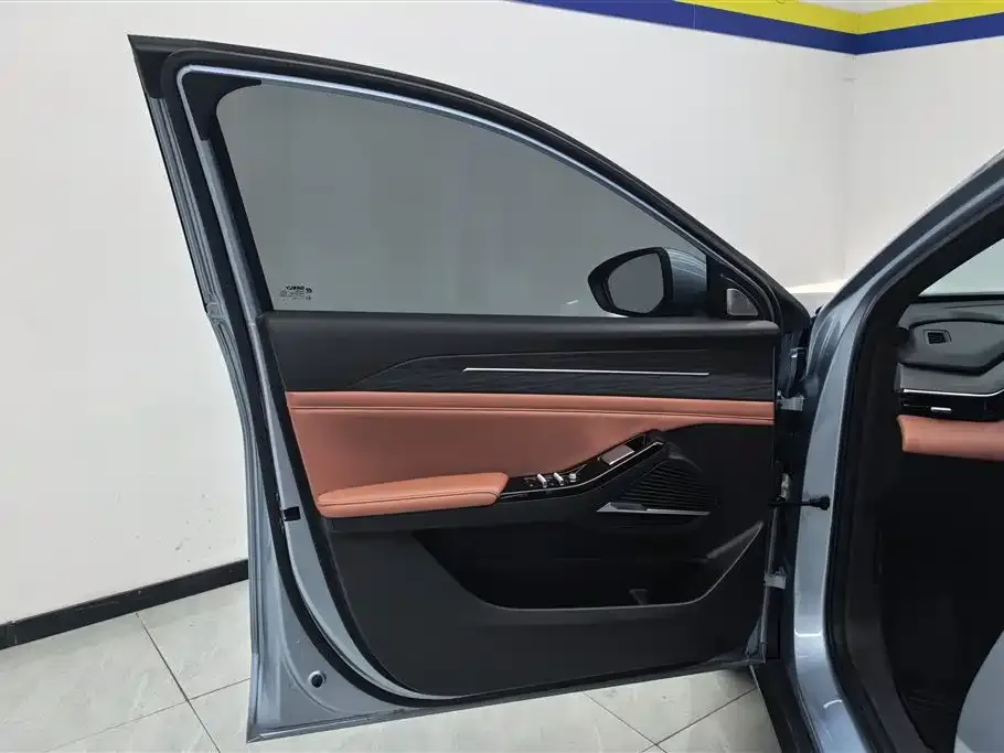 Geely Galaxy L6 2025 из CN, фото 5