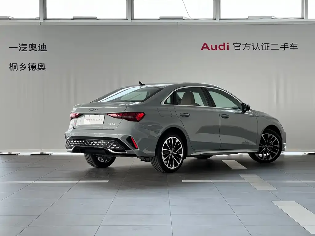 Audi A3 — фото 2