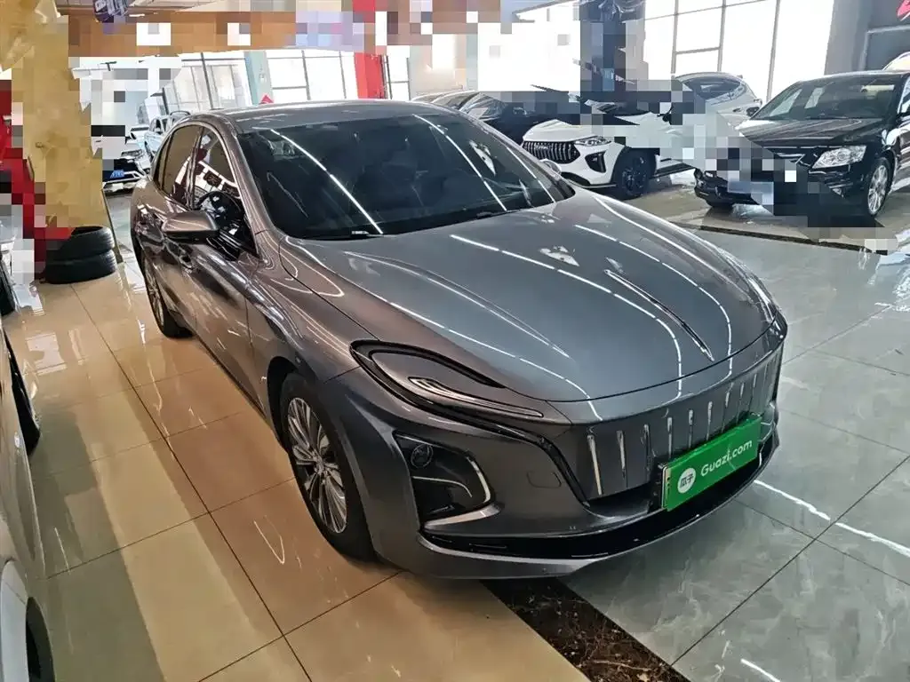 Hongqi E-QM5 2024 из CN, фото 4