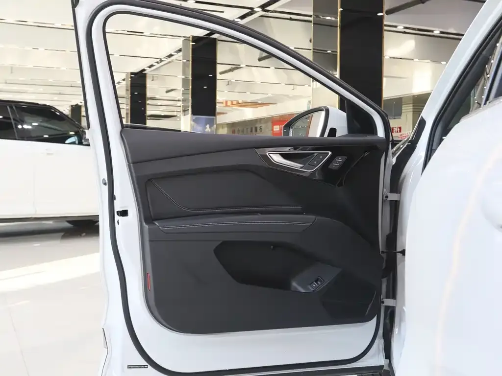 Audi Q4 e-tron 2024 из CN, фото 6