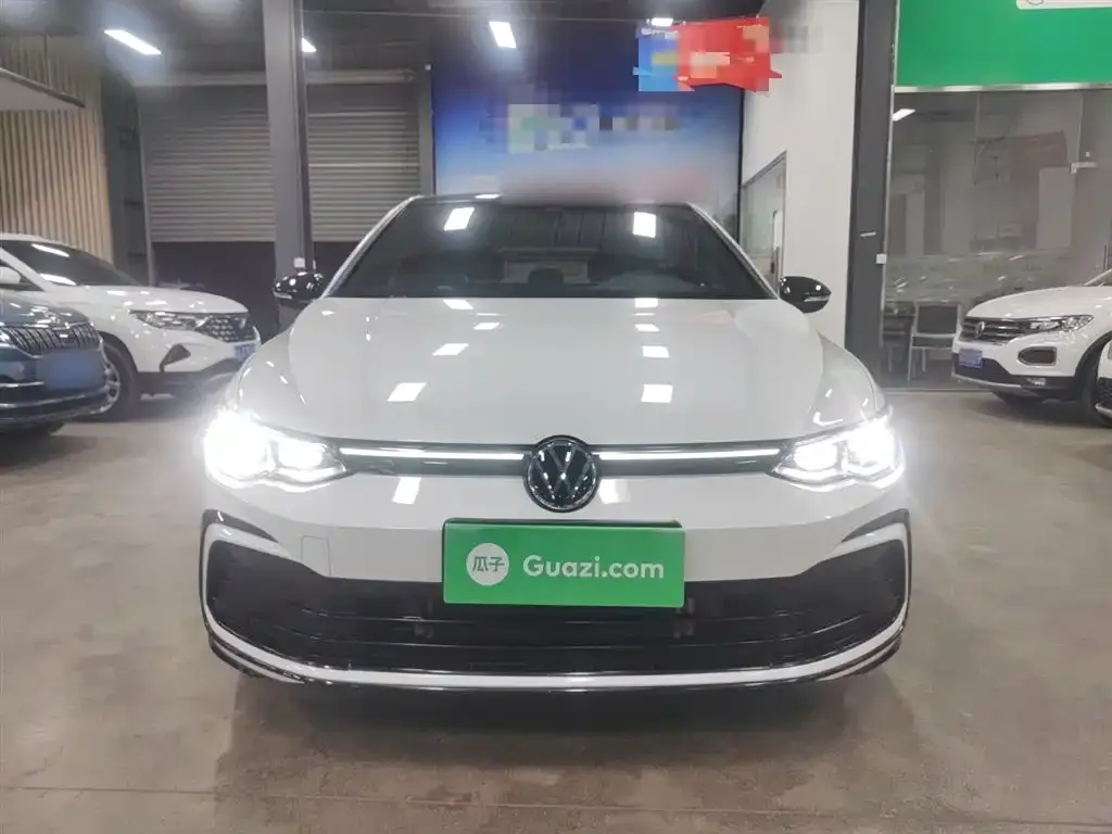 Volkswagen Golf 2022 из CN, фото 2