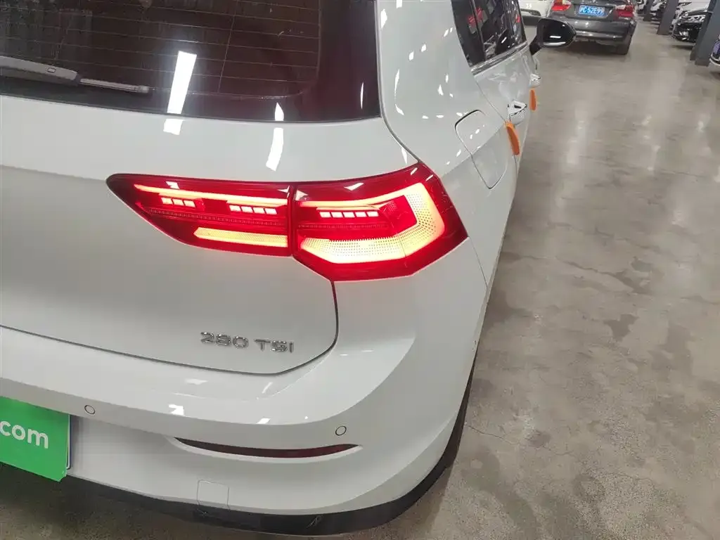 Volkswagen Golf 2022 из CN, фото 7