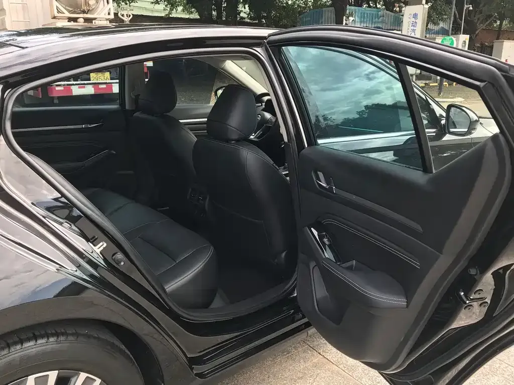 Nissan Teana 2023 из CN, фото 6