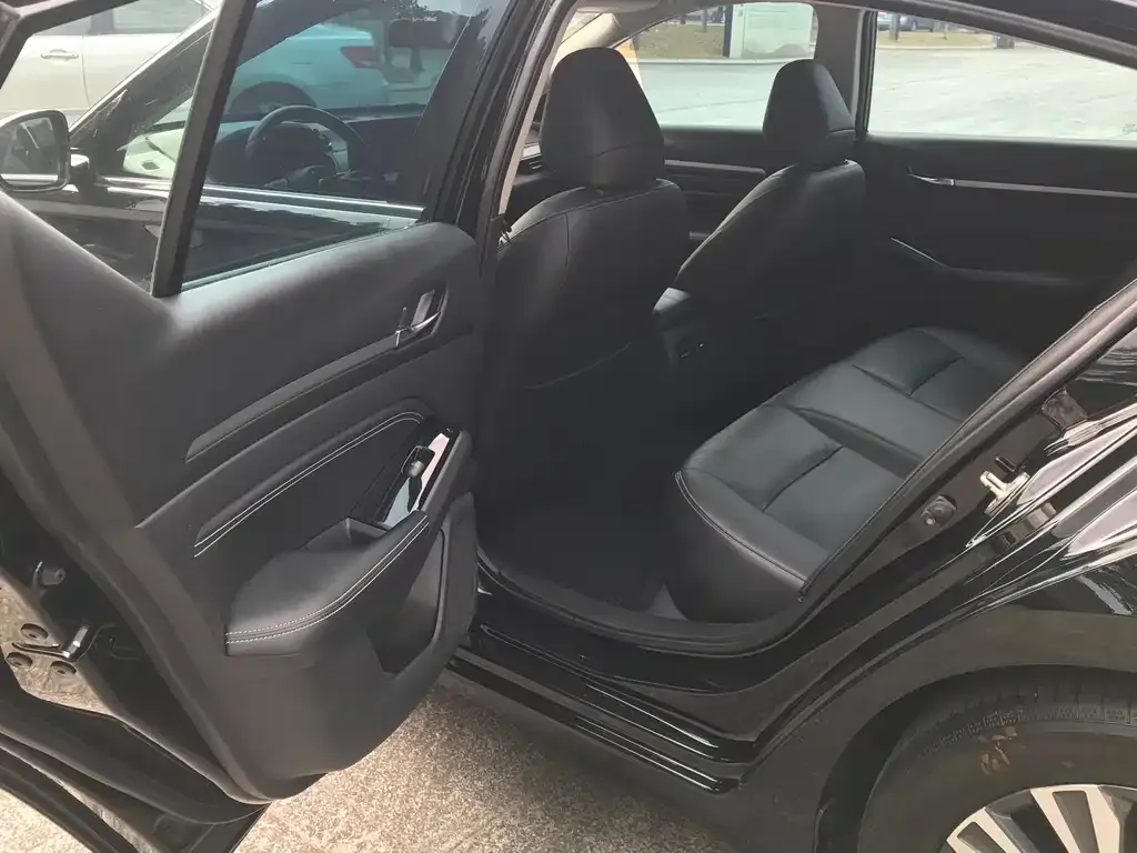 Nissan Teana 2023 из CN, фото 3