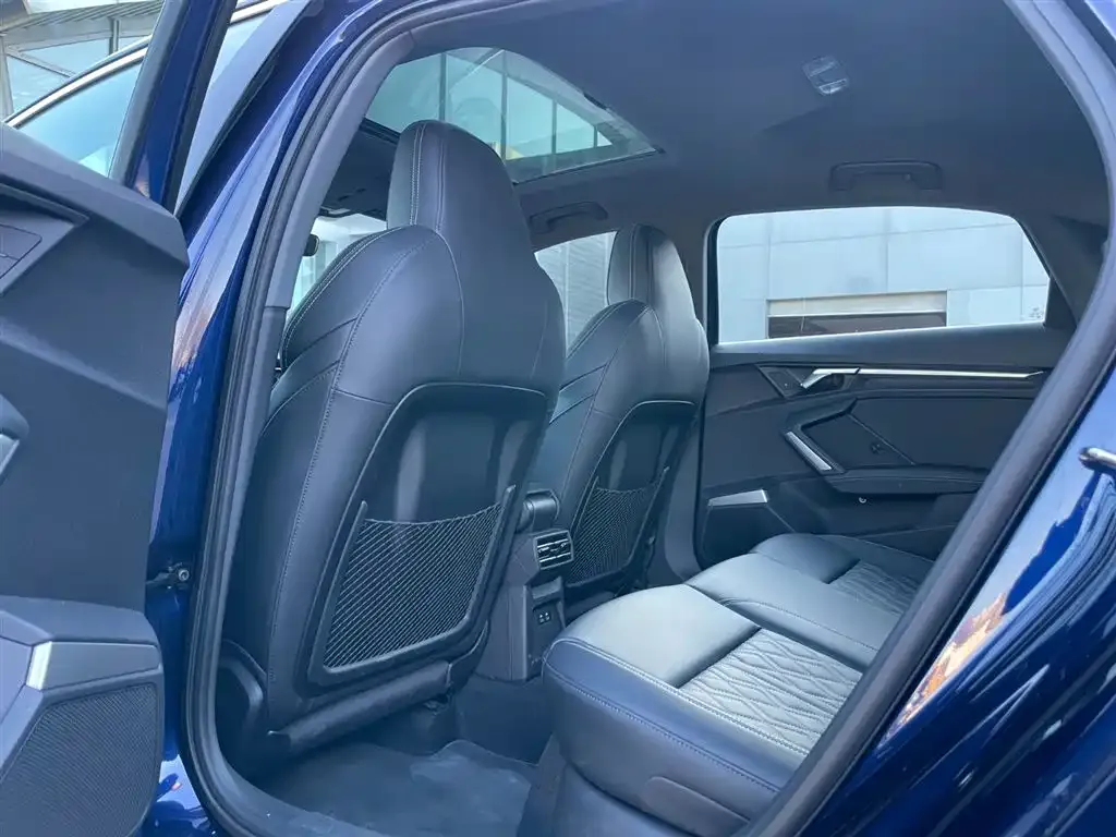 Audi A3 2025 из CN, фото 8