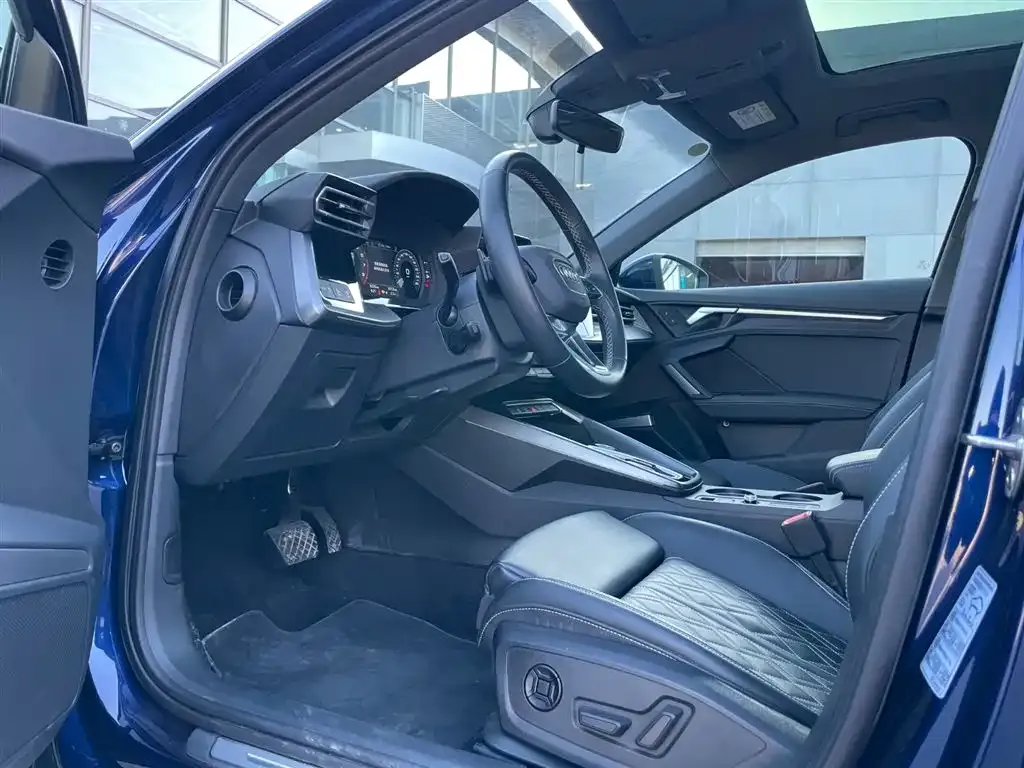 Audi A3 2025 из CN, фото 4