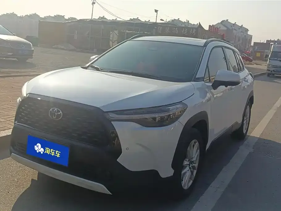 Toyota Corolla Cross 2023 из CN, фото 1