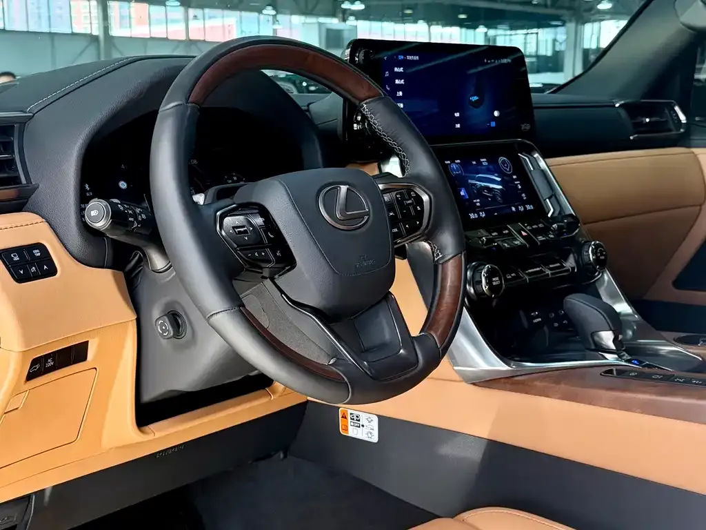Lexus LX 2025 из CN, фото 10