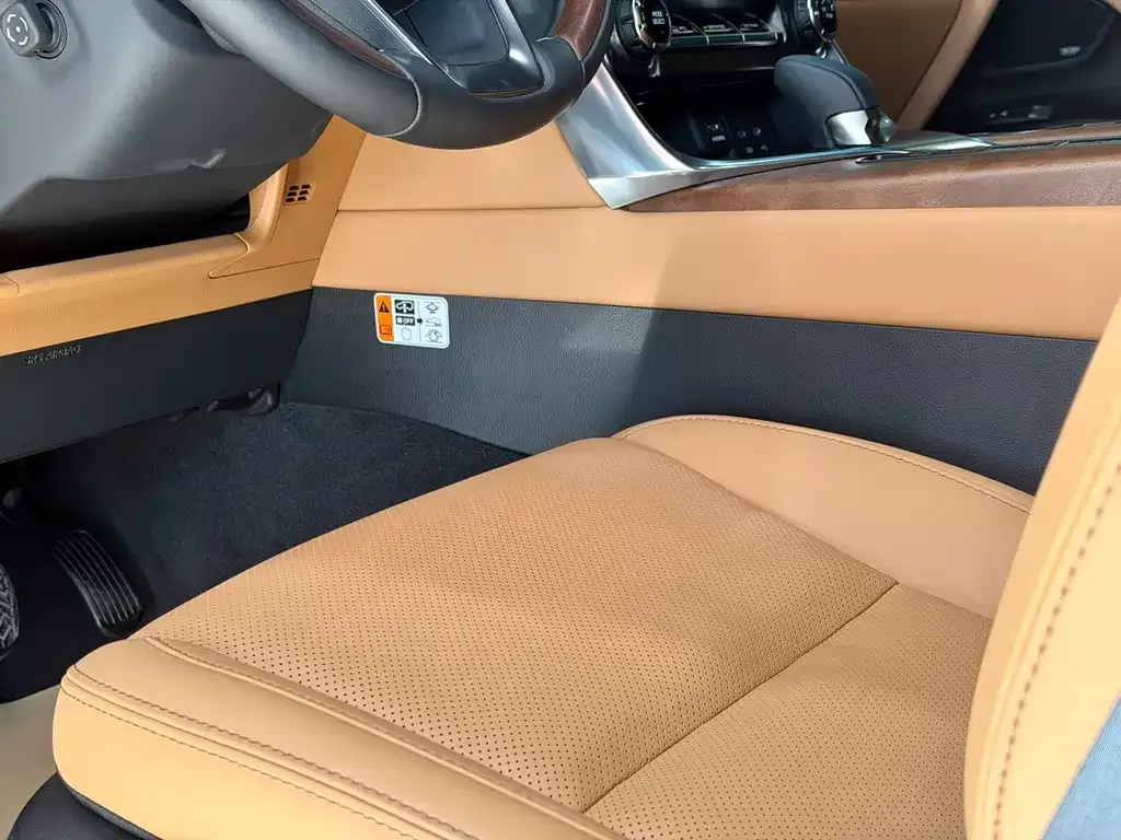 Lexus LX 2025 из CN, фото 2