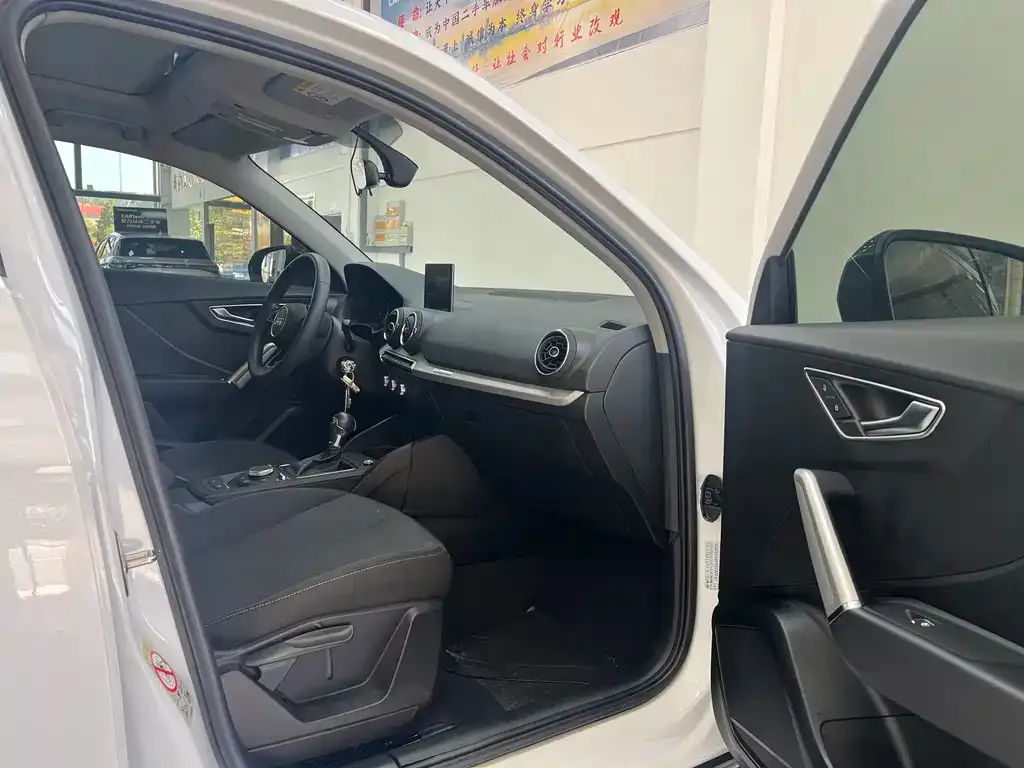 Audi Q2L 2021 из CN, фото 7