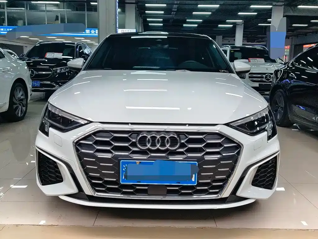 Audi A3 2024 из CN, фото 7