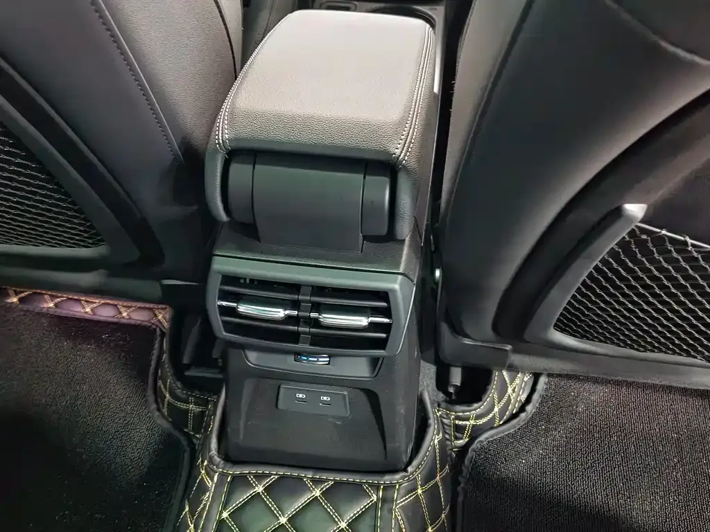 Audi A3 2024 из CN, фото 6