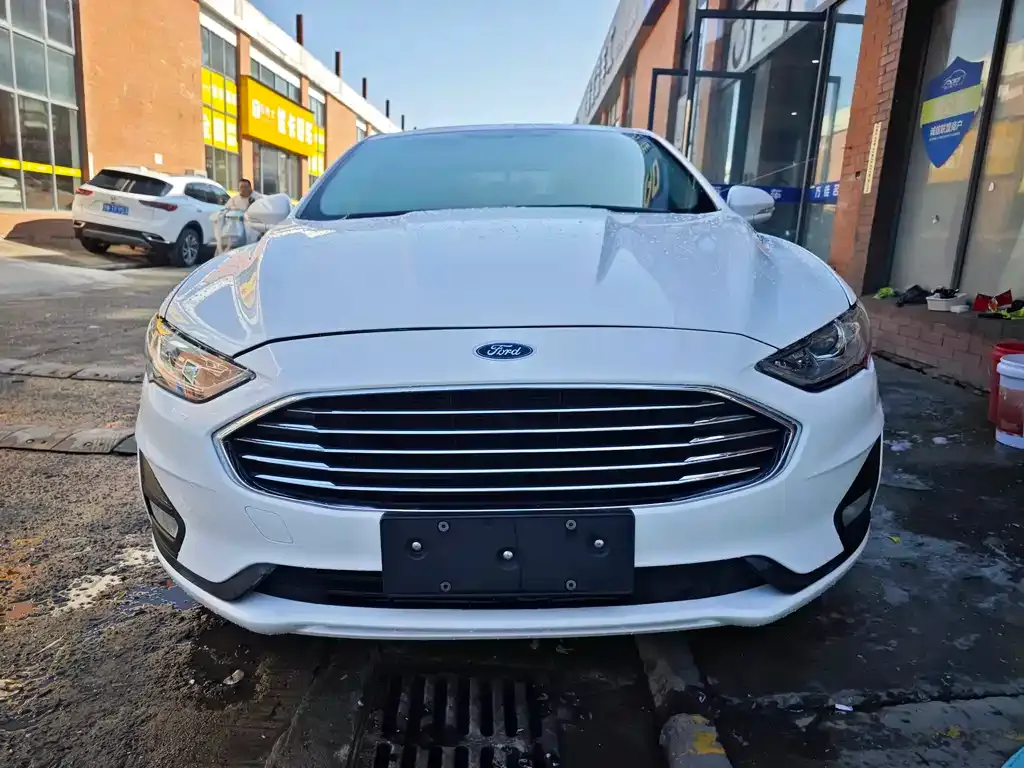 Ford Mondeo 2021 из CN, фото 3