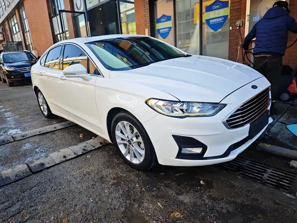 Ford Mondeo 2021 из CN, фото 9