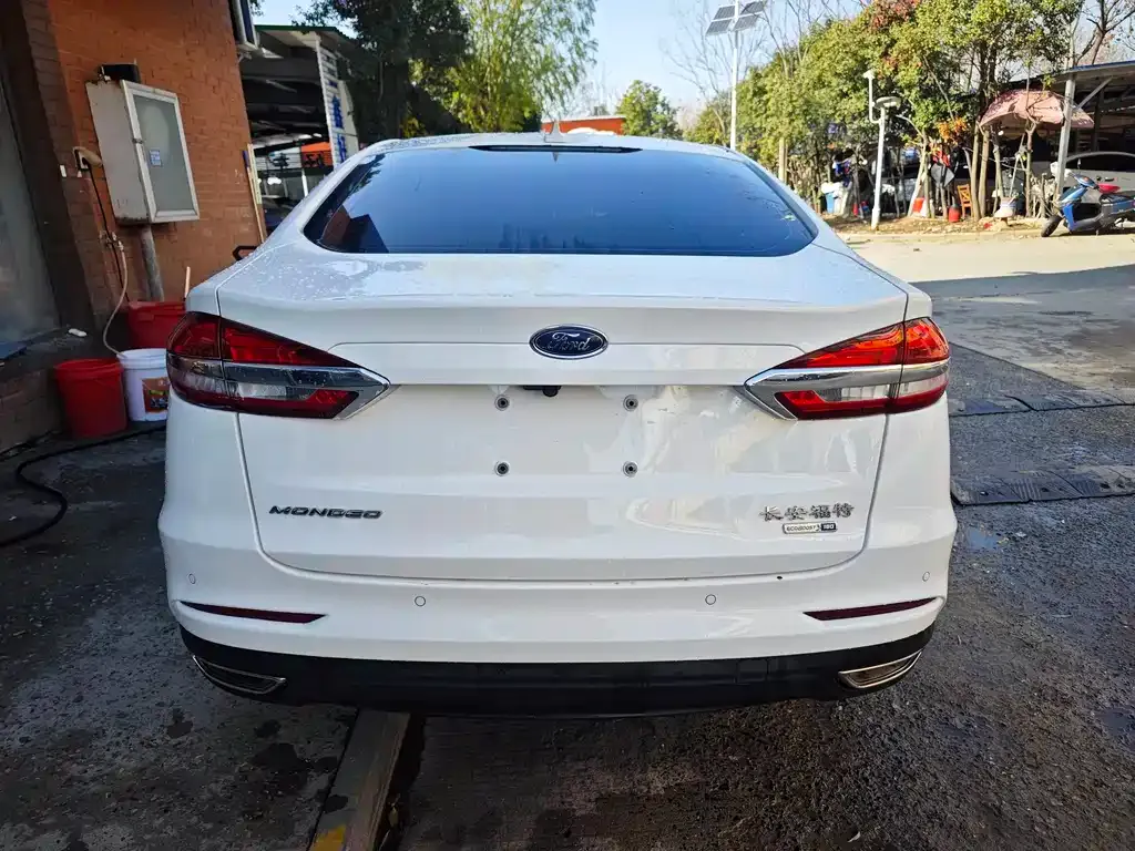 Ford Mondeo 2021 из CN, фото 10