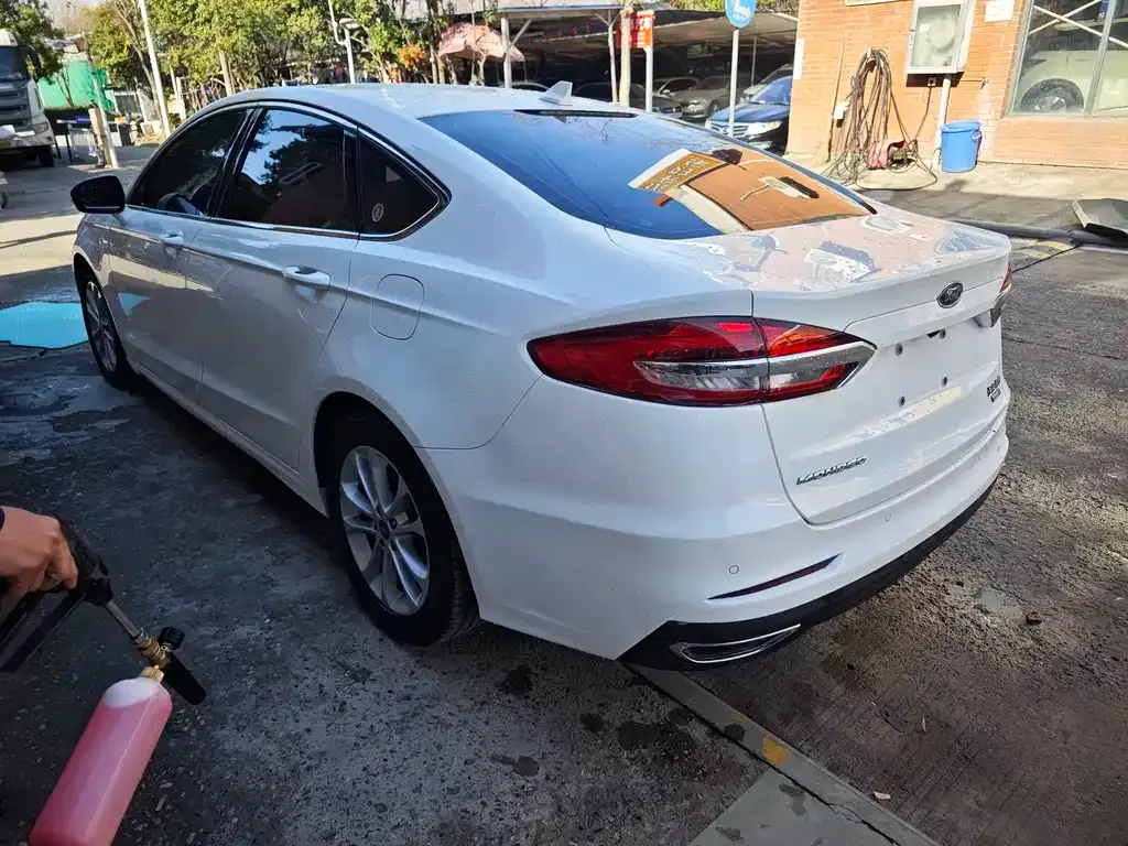 Ford Mondeo 2021 из CN, фото 6