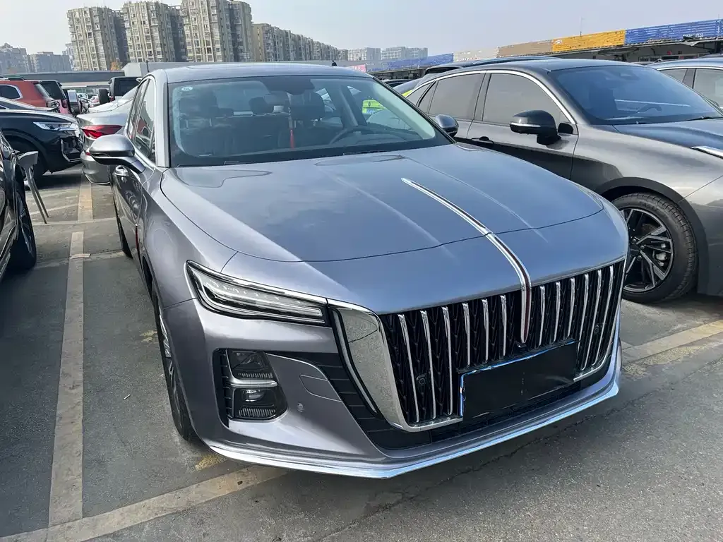 Hongqi H5 — фото 3