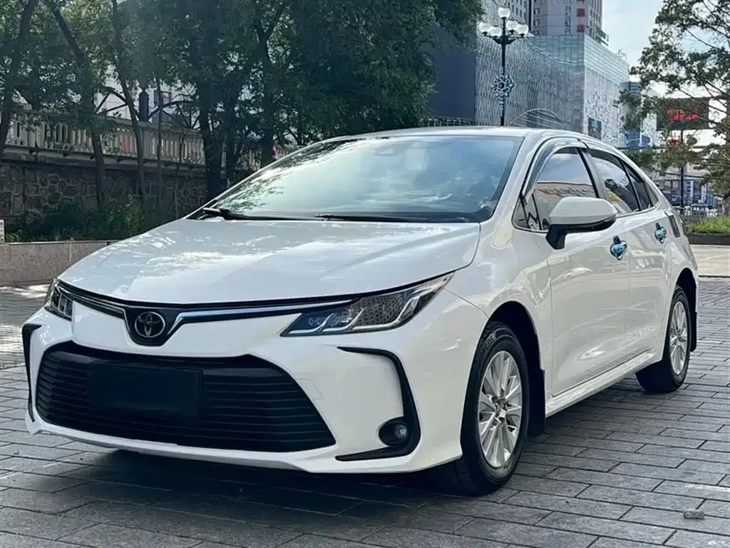 Toyota Corolla 2022 из CN, фото 2