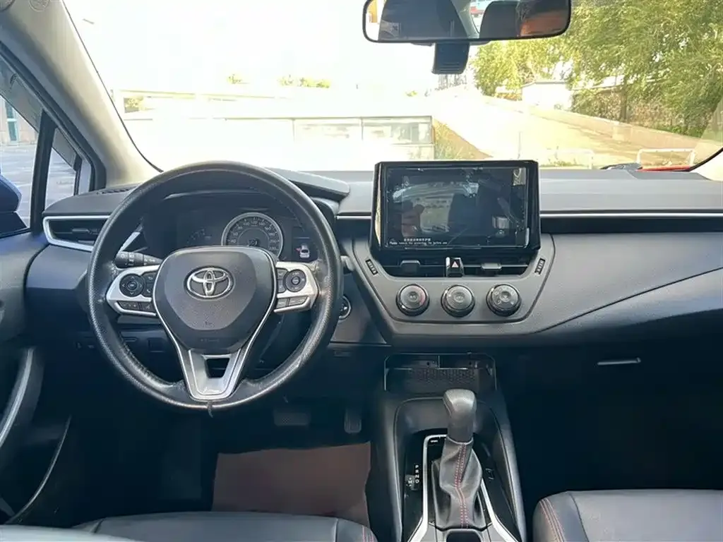 Toyota Corolla 2022 из CN, фото 8