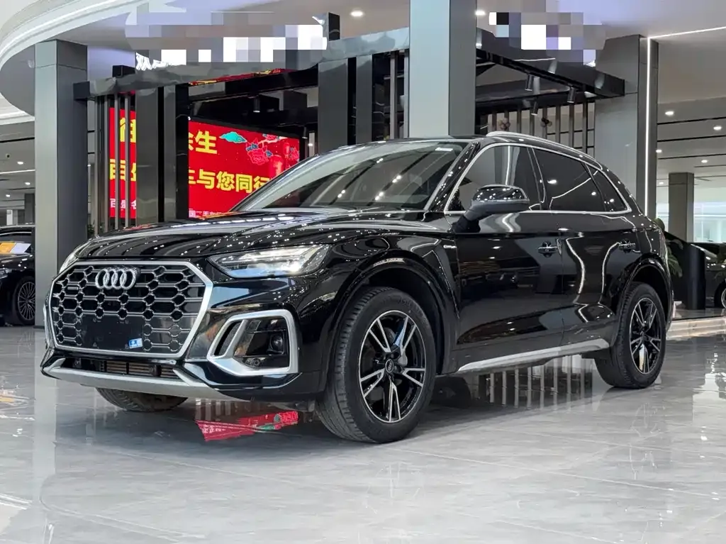 Audi Q5L 2022 из CN, фото 1