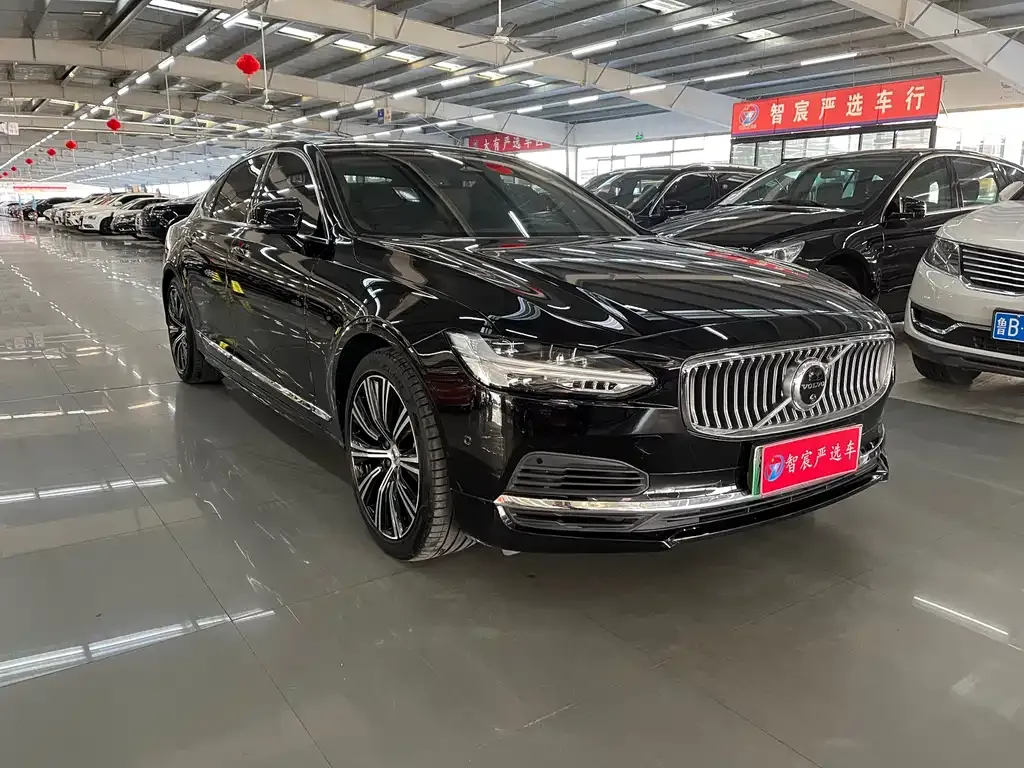 Volvo S90 PHEV 2023 из CN, фото 4
