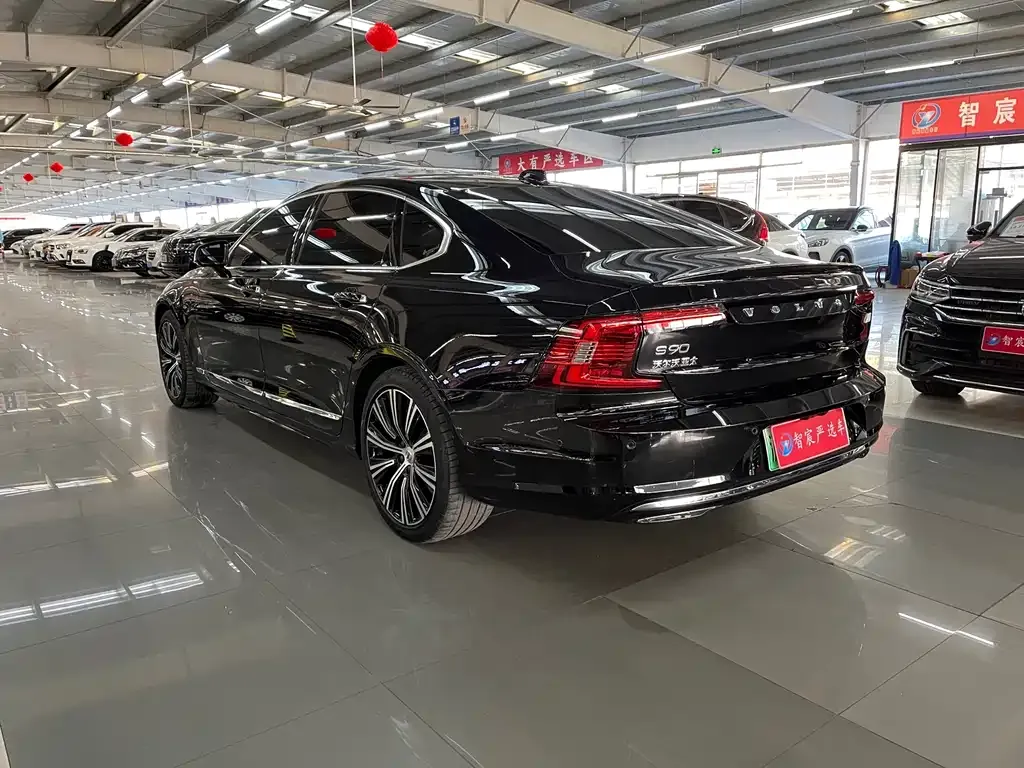 Volvo S90 PHEV 2023 из CN, фото 7