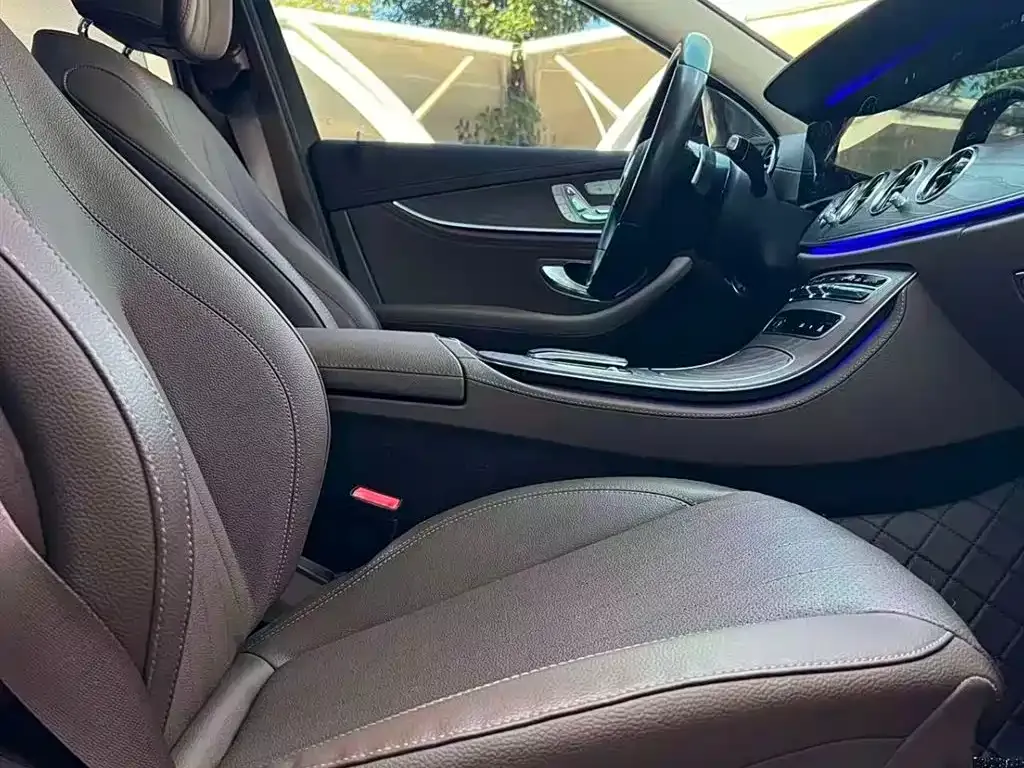 Mercedes-Benz E-Class 2021 из CN, фото 2