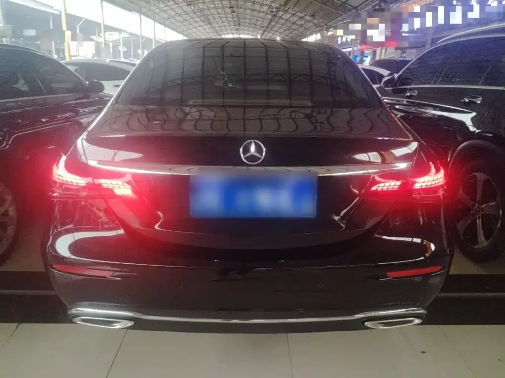 Mercedes-Benz E-Class 2023 из CN, фото 6