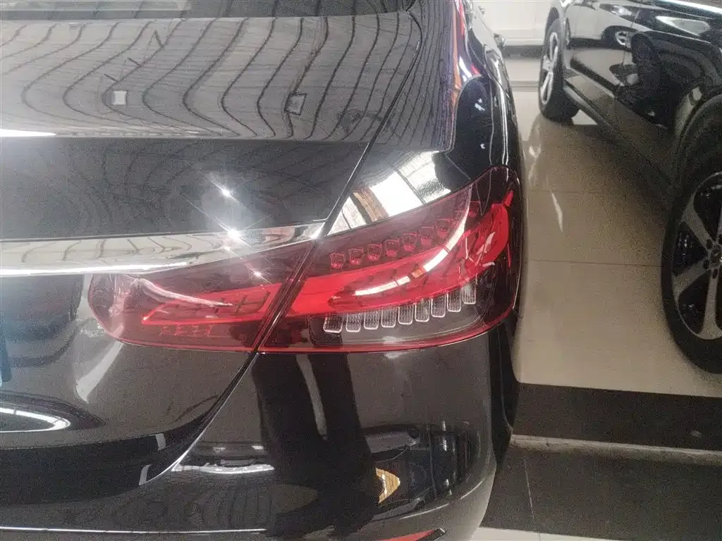 Mercedes-Benz E-Class 2023 из CN, фото 8