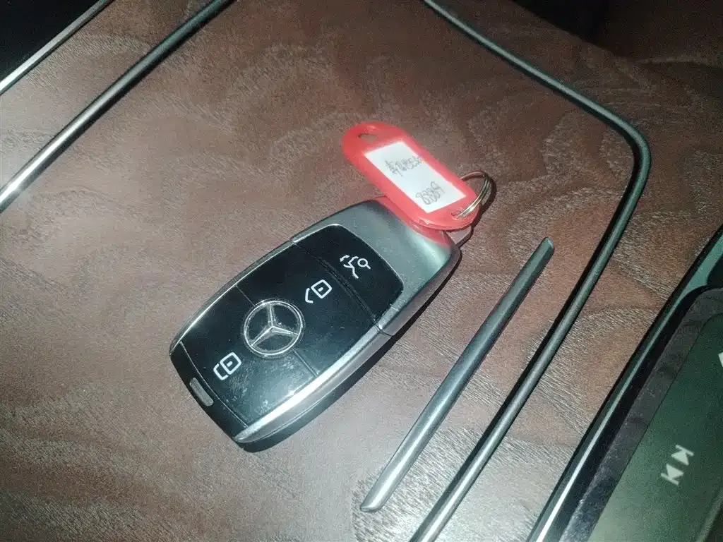 Mercedes-Benz E-Class 2023 из CN, фото 10