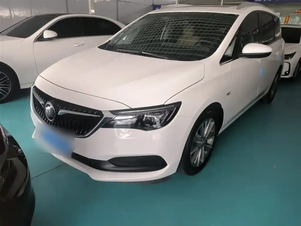 Buick GL6 2022 из CN, фото 3