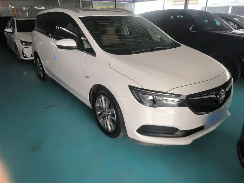 Buick GL6 2022 из CN, фото 7