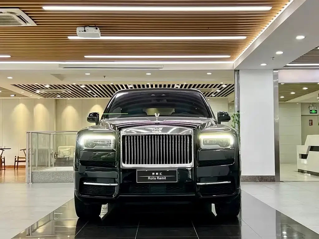 Rolls-Royce Cullinan — фото 5