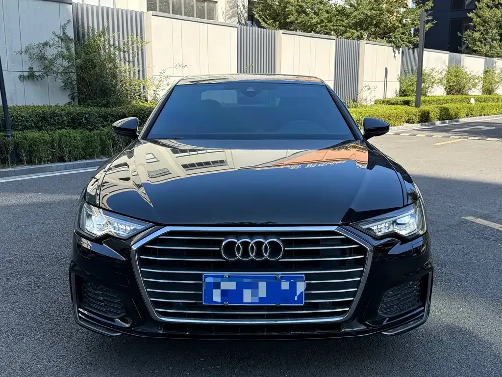Audi A6L — фото 9