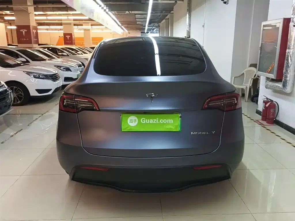 Tesla Model Y — фото 9