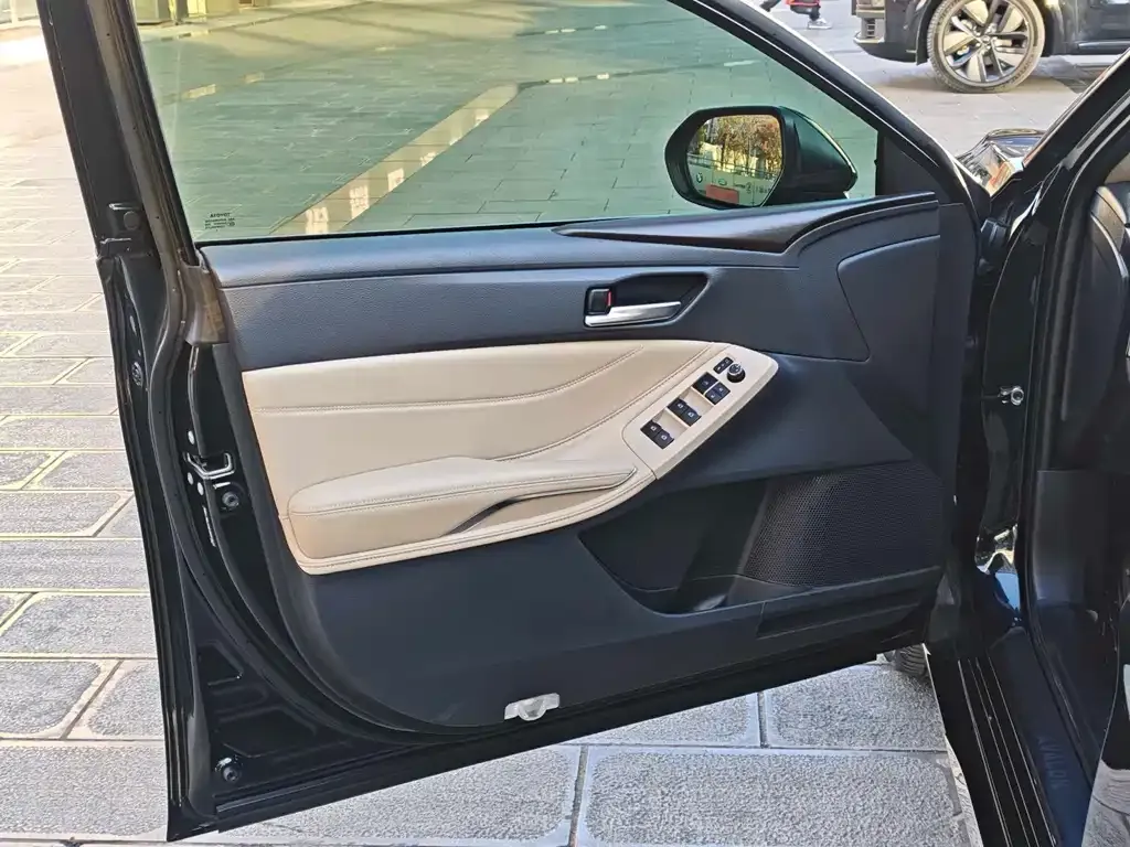 Toyota Avalon 2022 из CN, фото 7