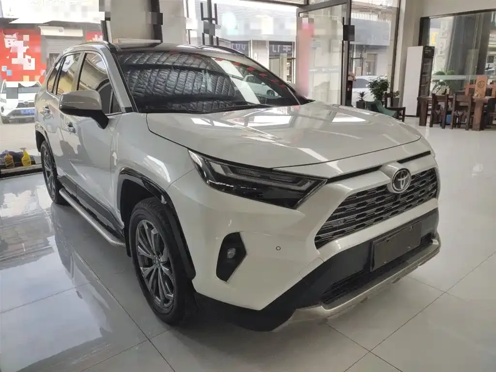 Toyota RAV4 — фото 9