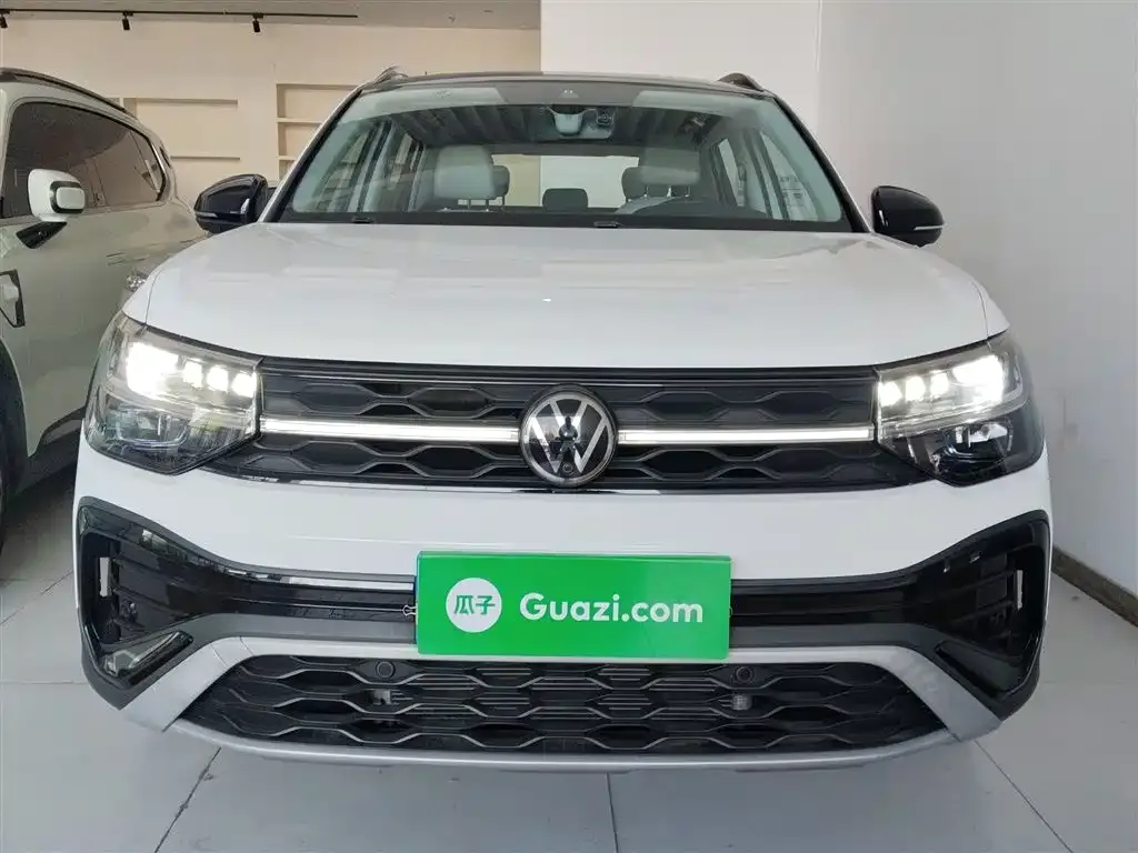Volkswagen Tharu — фото 3