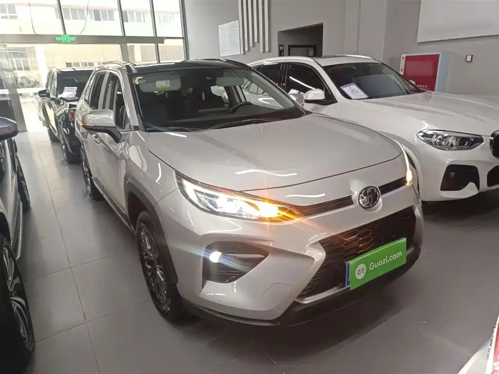 Toyota Wildlander 2023 из CN, фото 6
