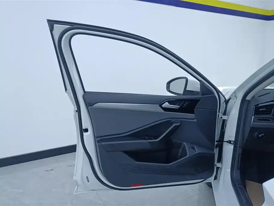 Volkswagen Sagitar 2021 из CN, фото 7