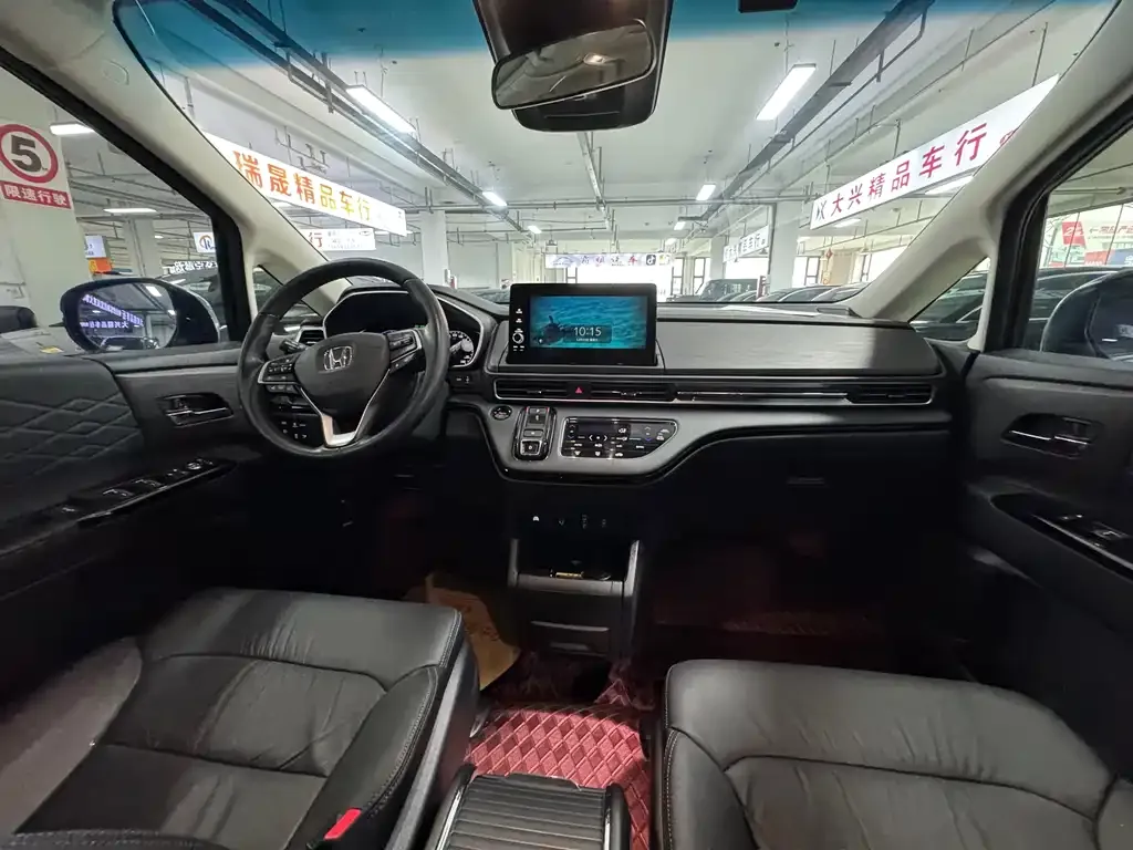 Honda Elysion 2023 из CN, фото 8