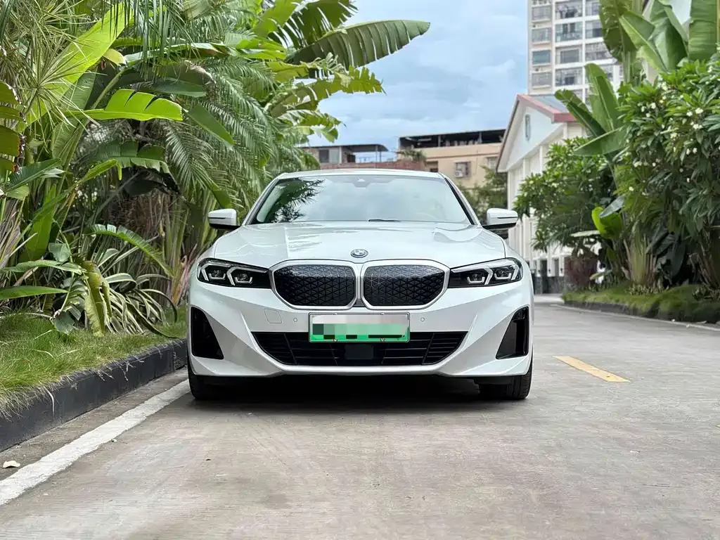 BMW i3 2024 из CN, фото 8